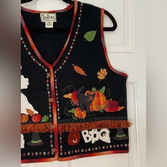 Vintage Tantrums Ornate Halloween Fall Black Button Up Embroidered Adorable Vest - Picture 3 of 12